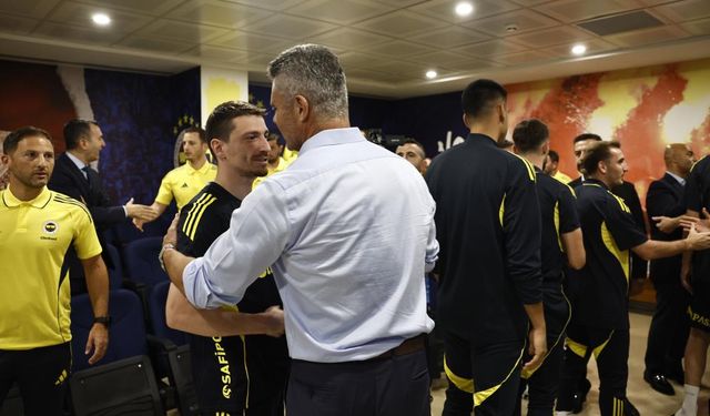 Sadettin Saran, Fenerbahçeli oyuncularla bir araya geldi