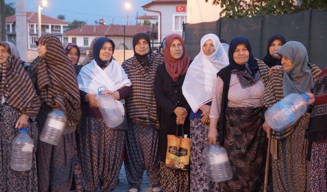 Kütahya'daki köy 3 aydır susuz: ''Cenazemiz oluyor yıkayamıyoruz''