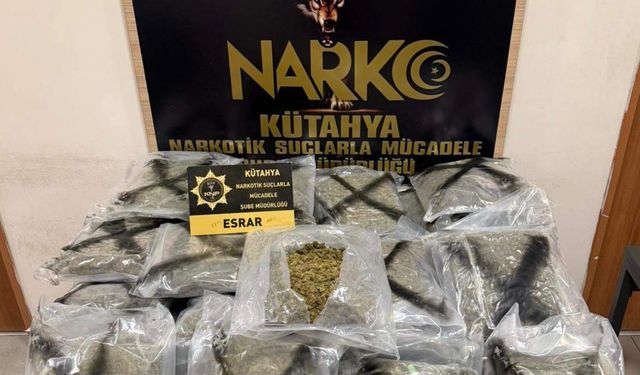 Kütahya Polisi Uyuşturucu Baronu Gibi 3 İsmi Çökertti!