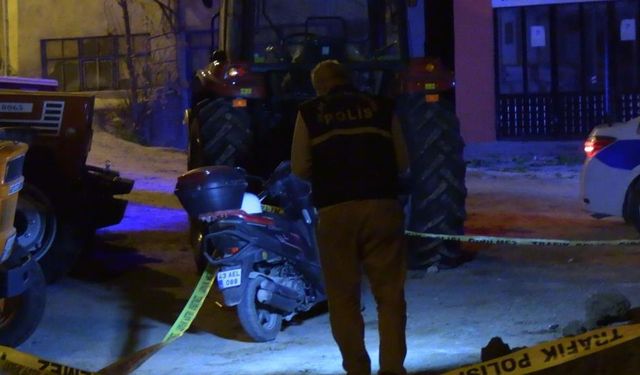 Kütahya’da yürekleri ağza getiren kaza: Nabzı duran sürücü hayata döndü!