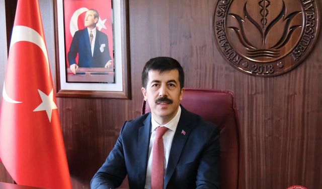 KSBÜ Rektörü Tekin ÜAK’ta bir kez daha seçildi