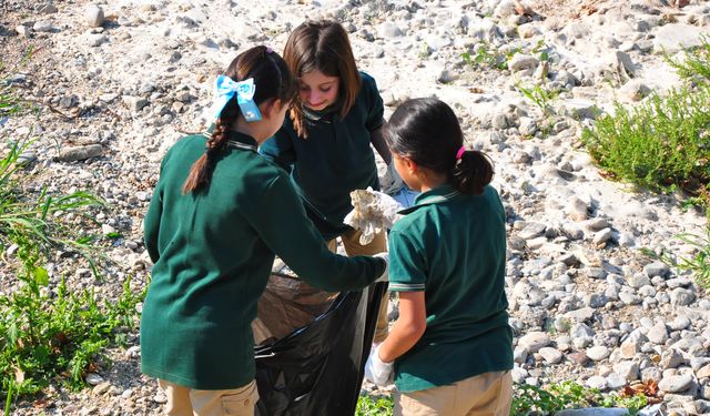 Gediz’in Dramı: Nehir Yatağında Boş Oltalar