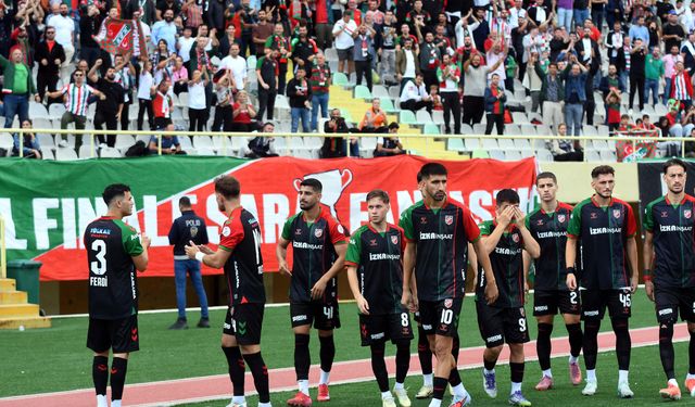 Tarihi Seri Kaçtı: Karşıyaka 5’te 5 Yapamadı