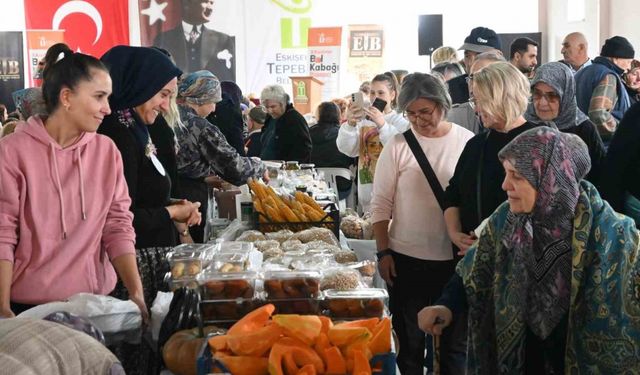 Eskişehir’de 3. Kızılinler Bal Kabağı Panayırı büyük coşkuyla gerçekleştirildi