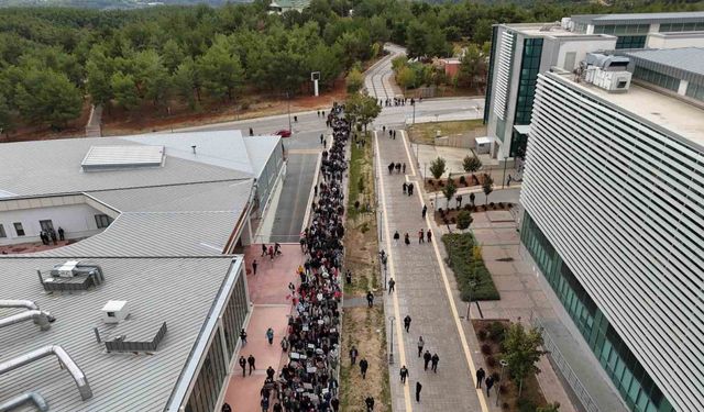 Gençler Filistin için yürüdü: Uşak’ta anlamlı mesaj!