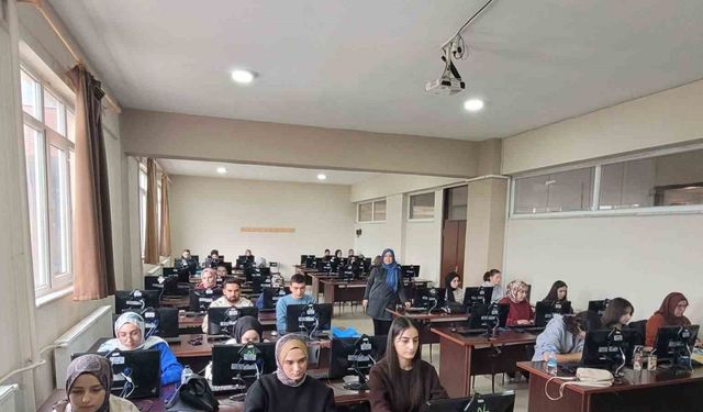 Tavşanlı’da "10 Parmak Klavye Kursu"na yoğun ilgi