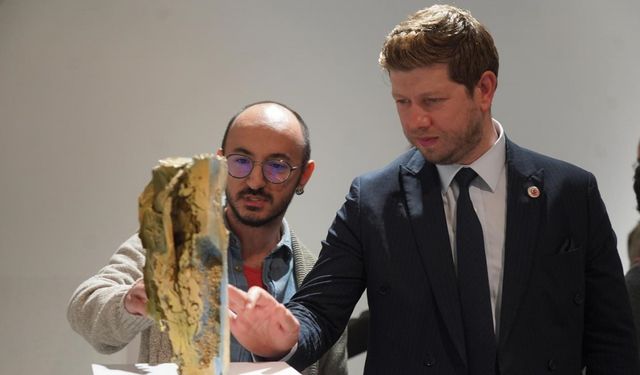 Yarışmadan sergiye: genç sanatçının yolculuğu