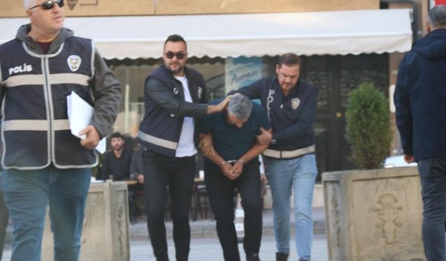 Markette çocuğunu tekmeleyen baba tutuklandı