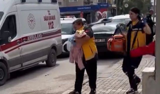 Cami avlusunda bebek bulundu