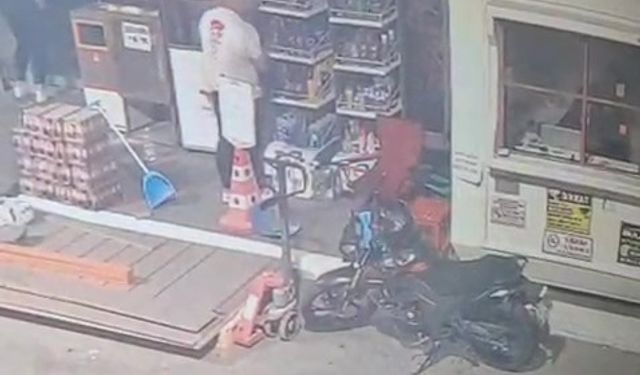 Akaryakıt istasyonundaki hırsızların rahatlığı pes dedirtti