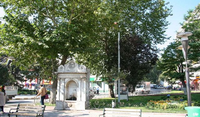 Mermerdeki Tarih: Kütahya Hürriyet Çeşmesi’nin Gizli Anlamı