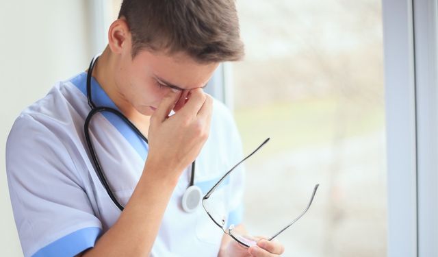 CHP’li Kasap’tan Sağlık Sistemine Sert Eleştiri: “GENÇ HEKİMLER TÜKENME NOKTASINDA!”