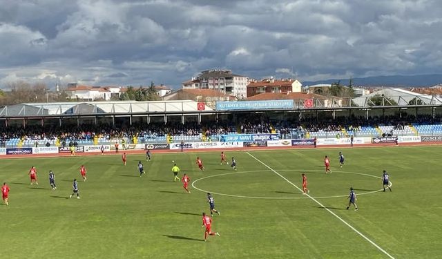 Şimşek Fırtınası! Kütahyaspor Ayvalıkgücü’nü 3 Golle Devirdi