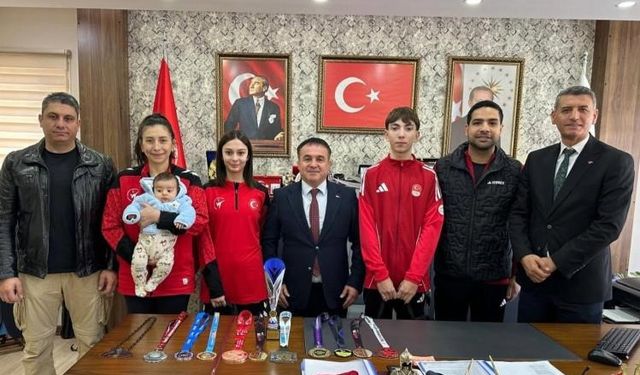 Avrupa üçüncüsü olan sporculara tebrik