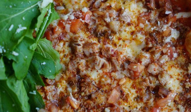 Balıkesir’den dünyaya yeni lezzet: Kokoreçli pizza
