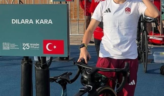 Balıkesirli sporcular turnuvadan üç madalya döndü