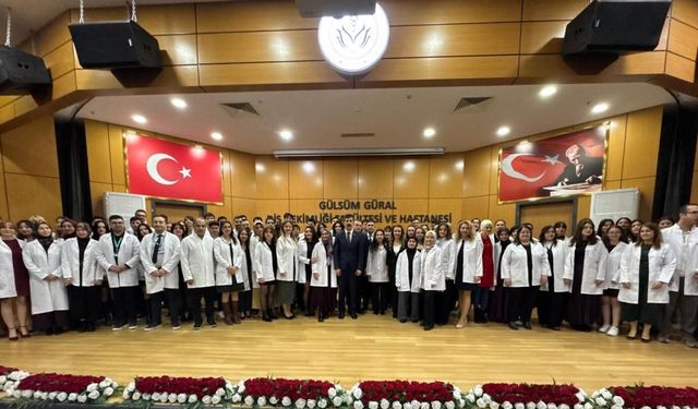 Kütahya’da geleceğin diş hekimleri yemin etti