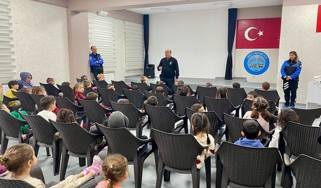 Kütahya’da minik yürekler suçtan korunmayı öğrendi