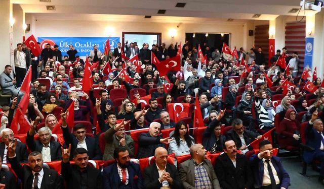 Kütahya’da Unutulmaz Gece: Ülkü Ocakları’ndan “Türk’ün Tarihi” Buluşması