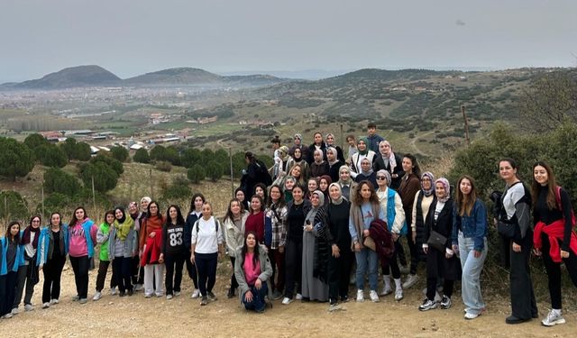 Manisa’da 61 öğretmen için anlamlı kamp etkinliği