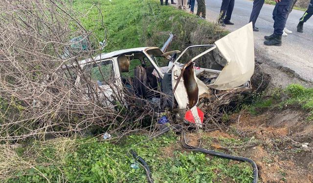 Manisa’da Tek Araçlı Trafik Kazası Panik Yarattı: 2 Yaralı