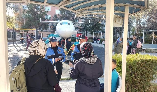 Kütahya’da Velilere Kritik Uyarı: “KADES’i Aktif Tutun”