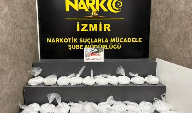 Zehir tüccarlarına çifte darbe