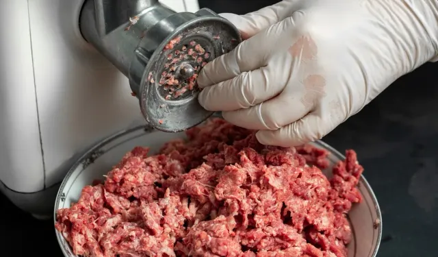 “Köfte Diye Ne Yedirmişler!” Bakanlık Açıkladı: Taklit-Tağşiş Listesine 36 Yeni Ürün Eklendi, Kütahya’da da Tespit Var