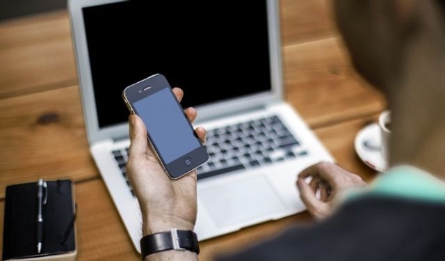 Bilgisayar ve Telefon Fiyatlarına Zam mı Geliyor?