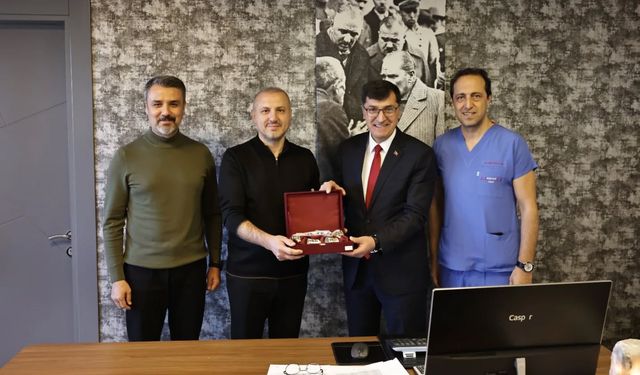 Başkan Kahveci’den Parkhayat Hastanesi’ne Anlamlı Ziyaret