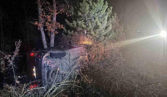 Direksiyon Hakimiyeti Kayboldu, Araç Şarampole Uçtu