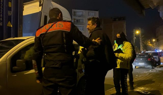 Kontrolde tansiyon yükseldi: Alkollü sürücü polis ekiplerine direndi