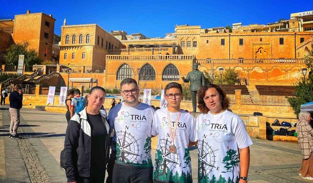 Manisa Oryantiringde fırtına gibi esti