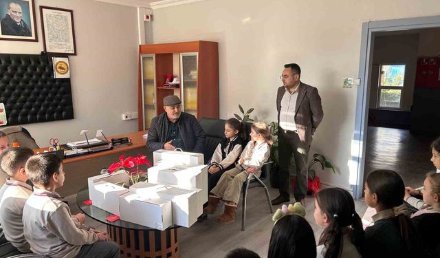 Minik Yüreklerden Büyük Gurur: Yerli İHA’lara Mektup Yağmuru