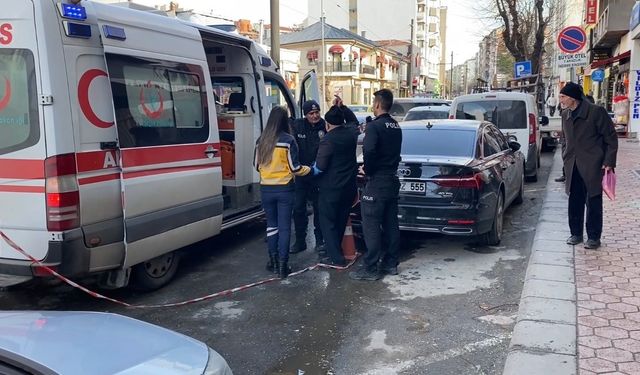 Tedaviyi reddeden alkollü adam, 'Ben suç mu işledim' diyerek gözyaşı döktü