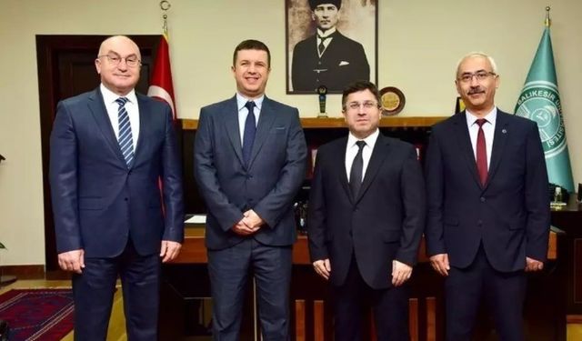 YÖK Raporu Açıkladı: Balıkesir Üniversitesi Türkiye Birincisi Oldu