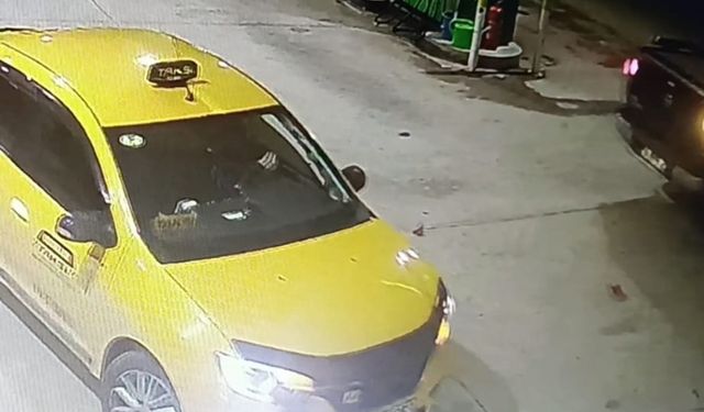 Gece vakti taksiyi çaldı, kovalamaca dakikalarca sürdü