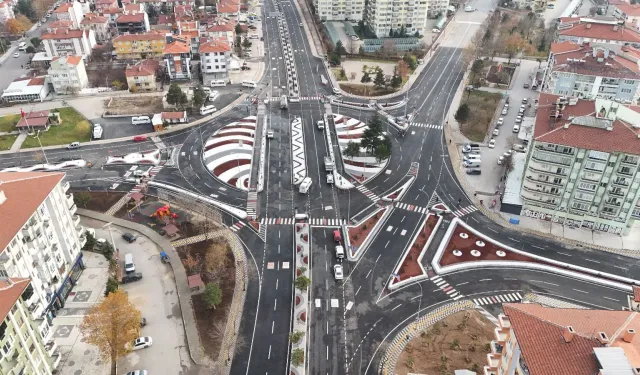 Yaparsa Afyon Yapar!” Yeni Kavşak Kütahya’da Gündem Oldu