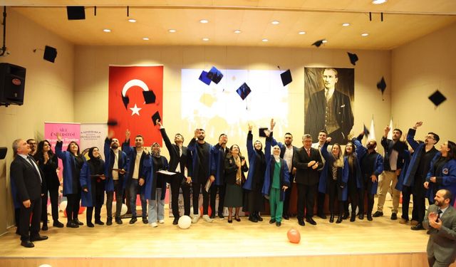 Aile Üniversitesi İlk Mezunlarını Verdi: Kütahya’dan Türkiye’ye Örnek Proje