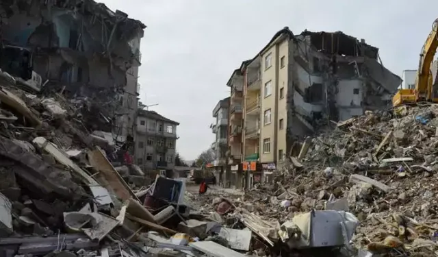 SON DAKİKA! Elazığ Depreminde Son Durum: Görür’den Net Açıklama