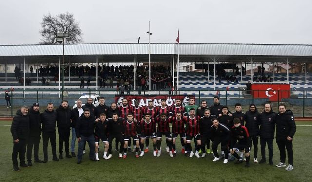 Derbide Gülen Taraf Karaköyspor