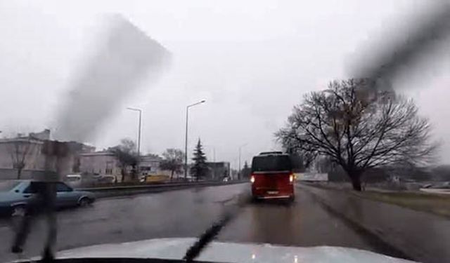 Sürücüler Zor Anlar Yaşadı: Ulaşım Durma Noktasında