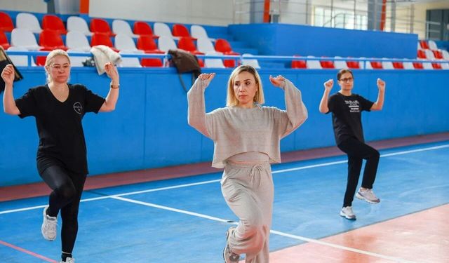 Yunusemre Belediyesinden halk oyunları kursu