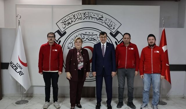 Başkan Kahveci'den Kızılay'a ziyaret