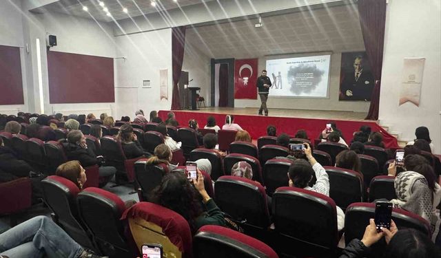 'En İyi Narkotik Polisi Anne' projesi kapsamında madde bağımlılığı eğitimi
