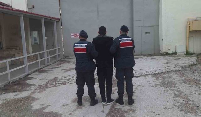 Firari şüpheli operasyonla yakayı ele verdi