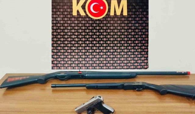 Ruhsatsız silahlara geçit yok: Polis tek tek topladı
