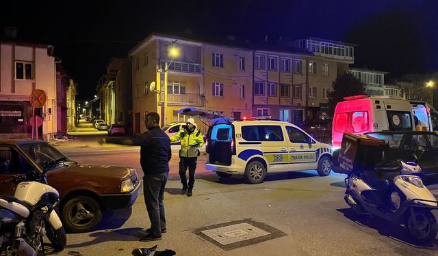 Kütahya’da Otomobil ile Motosiklet Çarpıştı: 1 Yaralı