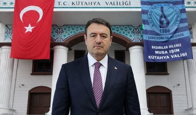 Kütahya’da Şampiyonluk Ateşini Vali Musa Işın Yaktı: Şehir Mavi-Laciverte Bürünüyor!