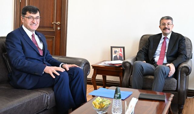 Kütahya için kritik buluşma: Kahveci Ankara’da Ali Çelik’le görüştü